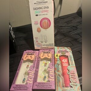 Dashing Diva Glaze Strong Semi-Cured Gel Starter Kit with Nail Art Jewels
